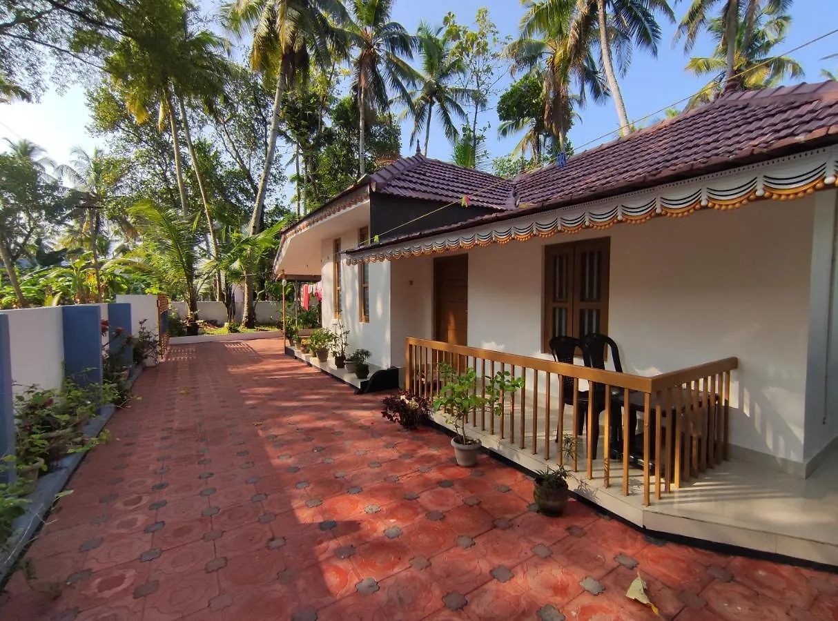 Mavila Beach Resort, Kerala'S Heritage Temple Villa バルカラ